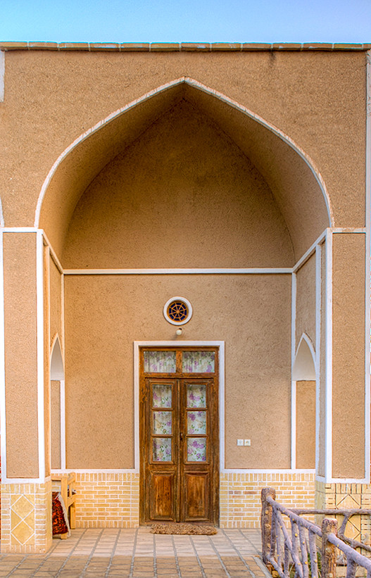 ویلای سنتی کویری دربستی (با رعایت پروتکل بهداشتی)