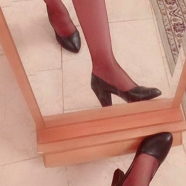 لباس زیر زنانه
