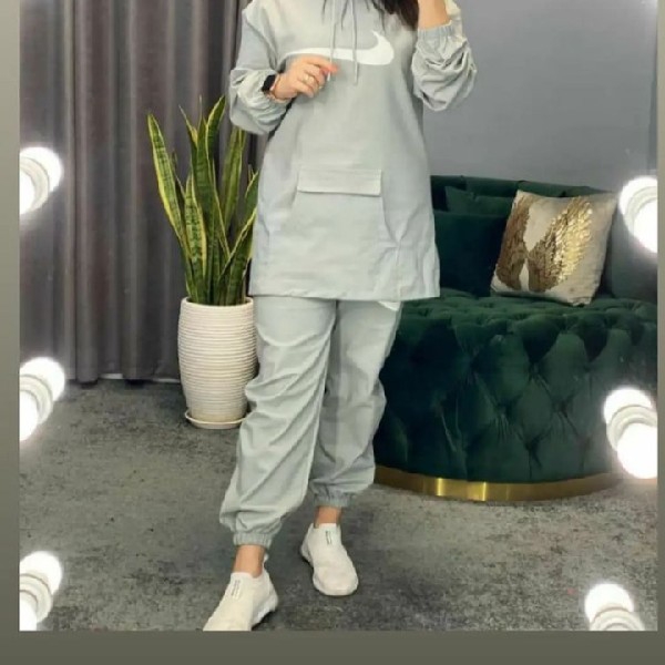 پوشاک زنانه