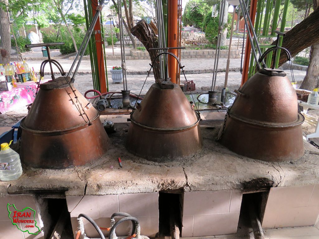 گلاب و عرقیات عمده کاشان