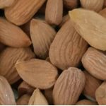 مغز بادام درختی صدرصد شیرین اعلا بیرجند