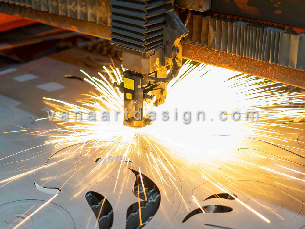 خدمات برش لیزری انواع ورق و فلزات