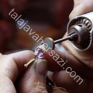 آموزش حکاکی روی گوهر