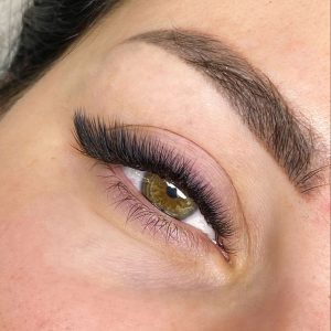 اکستنشن ولیفت مژه و ابرو