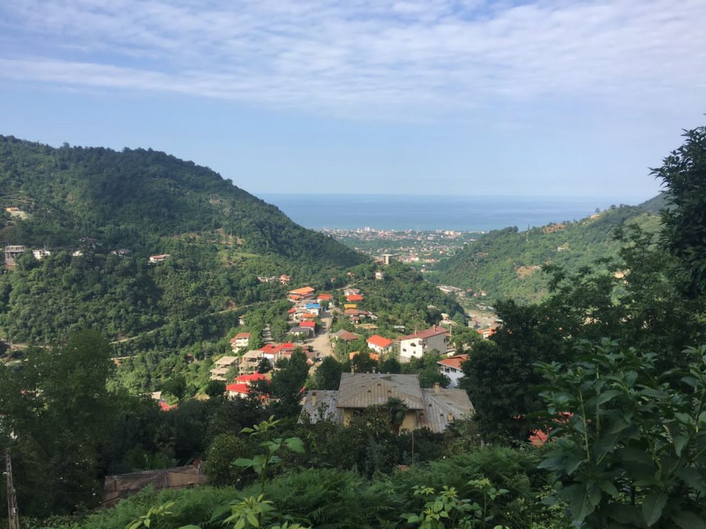 فروش فوری زمین تجاری توریستی شلوغ با ویوی عالی