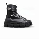 مرکز طراحی و تولید مدلهای کفش فشن و خاص روز دنیا