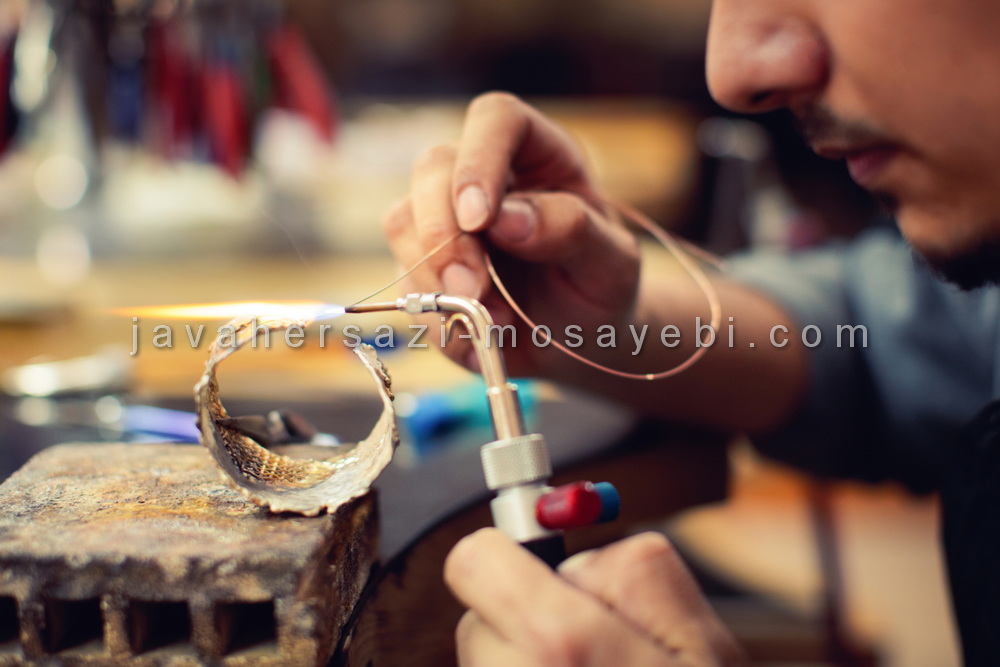 کارآموز ساخت طلا و جواهر